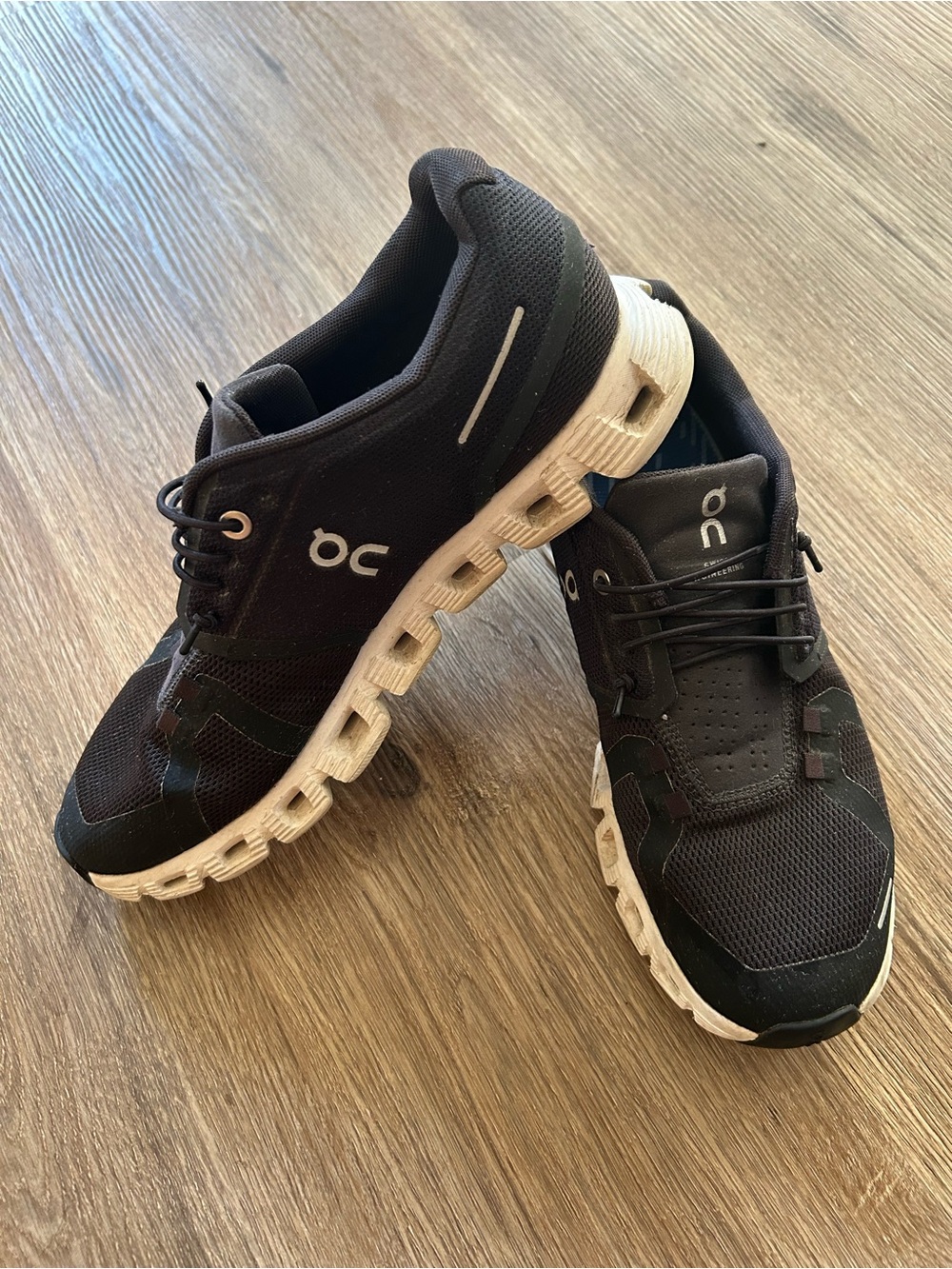 ON Running brand shoes. Great condition, super light and comfortable. Women’s 9